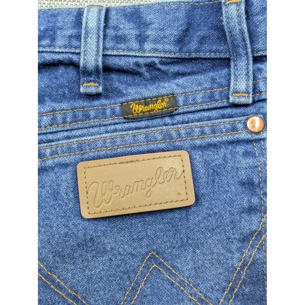 Wrangler 13MWZ Jeans Mens 38x35 Blue Medium Wash Cowboy Cut Straight Leg Denim